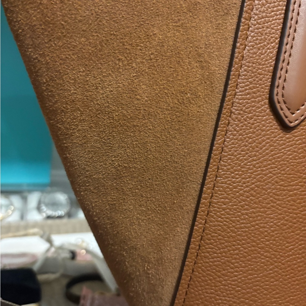 Michael Kors Small Bucket Portia with Suede - Picture 7 of 8